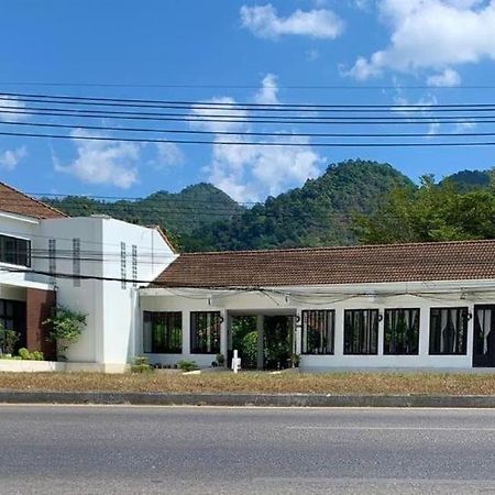 Baan Chuengkao Resort Ранонг Экстерьер фото